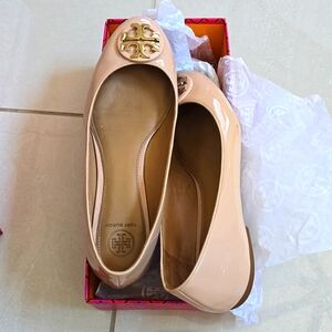 Tory burch ballet. Excellent condition rarely used.